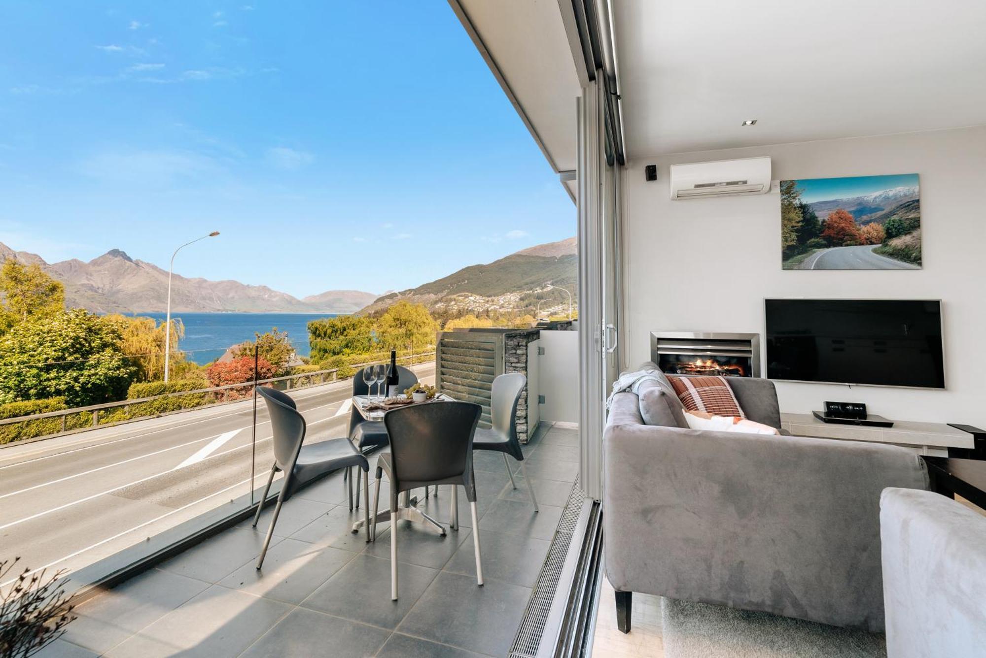 Modern Executive Living In Pounamu Queenstown Exterior photo