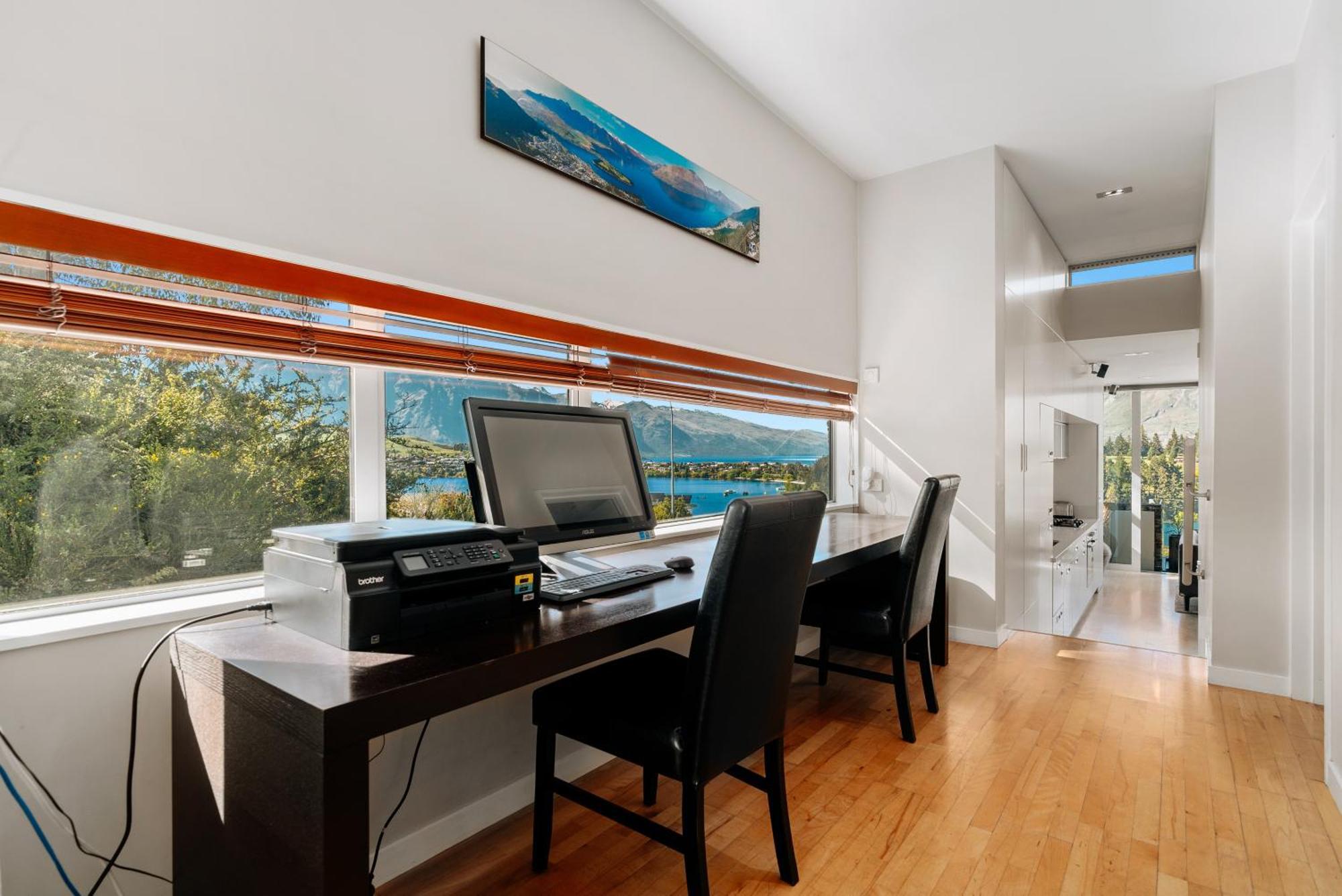 Modern Executive Living In Pounamu Queenstown Exterior photo