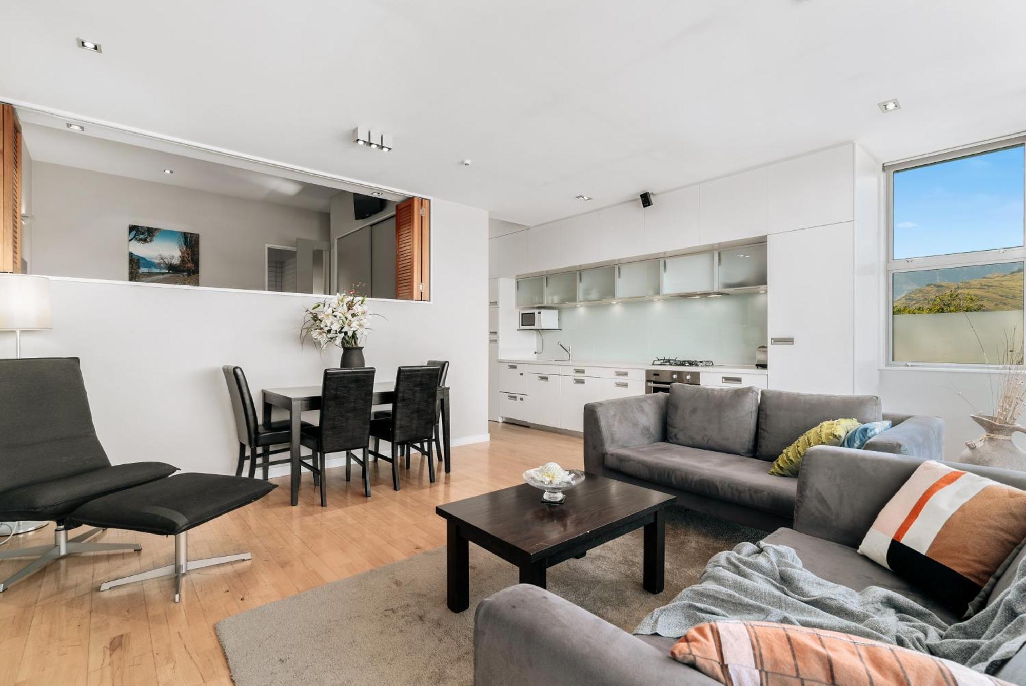 Modern Executive Living In Pounamu Queenstown Exterior photo